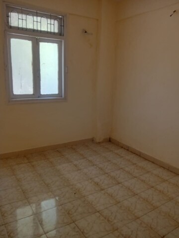 Room in 1.5 BHK Apartment at Jyoti Apartments Andheri, Andheri West – for Rent