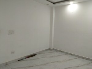 Room in 1 BHK Builder Floor at Govindpuri – for Sale