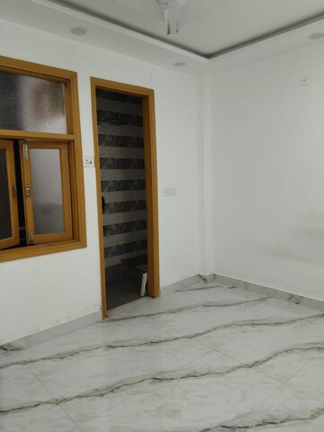Room in 1 BHK Builder Floor at Govindpuri – for Sale