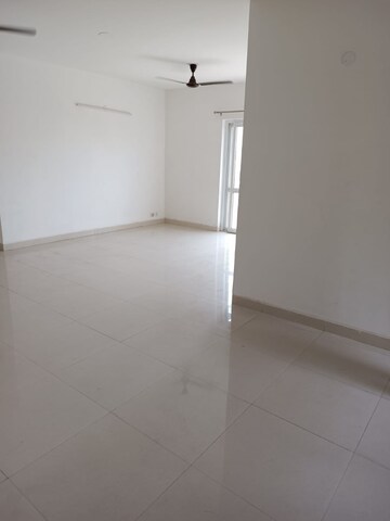 Room in 3 BHK Apartment at Puri Pranayam, Sector 82 – for Rent