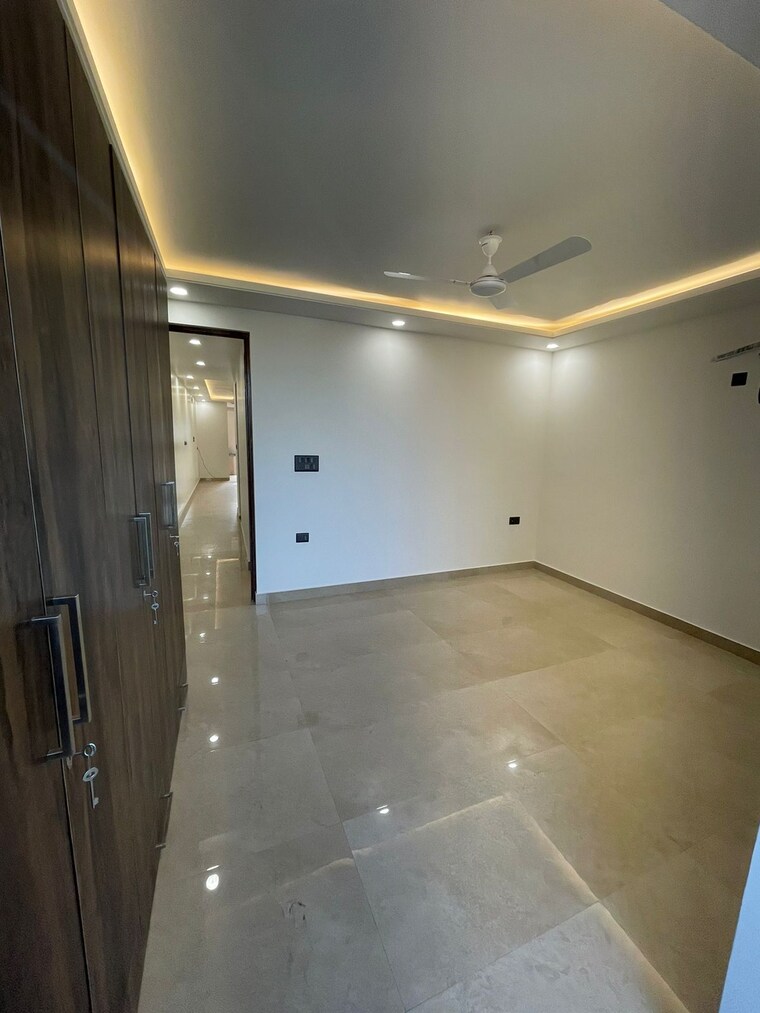 Room, govindpuri 3 Bedroom 908 Sq.Ft. Builder Floor In Govindpuri Delhi 9674734