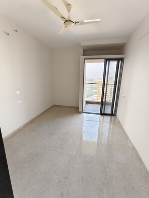 Room in 2.5 BHK Apartment at Vilas Javdekar Yashwin Enchante, Kharadi – for Sale