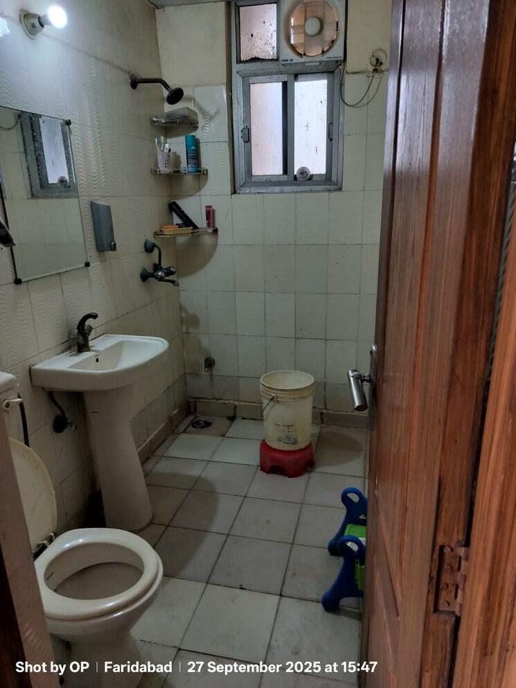 Bathroom, piyush-heights 2 Bedroom 1268 Sq.Ft. Apartment In Sector 89 Faridabad 9674756