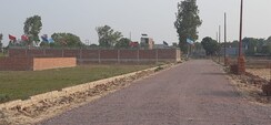 Plot For Sale in Laxmi Properties 