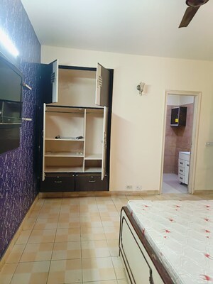 Furnished Amenities in 2 BHK Apartment at BPTP Princess Park, Sector 86 – for Rent