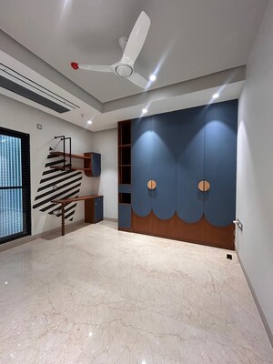 Room in 3 BHK Apartment at Aparna One, Shaikpet – for Rent