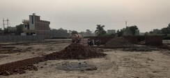 Plot For Sale in Laxmi Properties 
