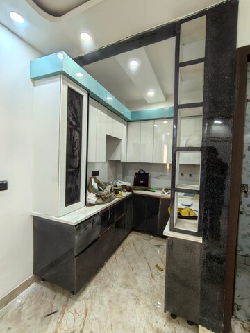Kitchen in 2 BHK Builder Floor at Govindpuri – for Rent