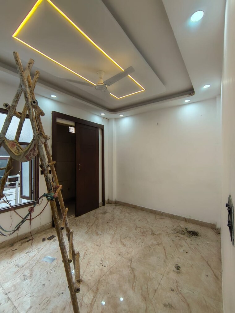 Room, govindpuri 2 Bedroom 585 Sq.Ft. Builder Floor In Govindpuri Delhi 9674782