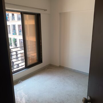 Room in 1 BHK Apartment at Galaxy Vasai, Vasai East – for Rent