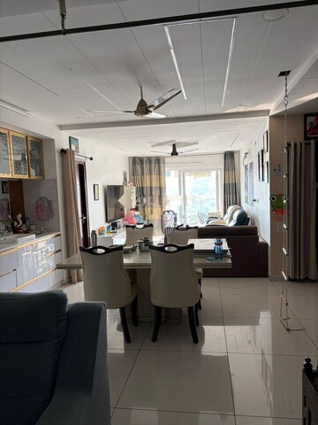 Team Area in 3 BHK Apartment at Vishnu Vistara, Hi Tech City – for Rent