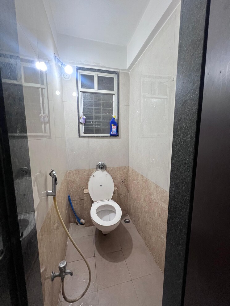 Bathroom, bavdhan 2 Bedroom 1050 Sq.Ft. Apartment In Bavdhan Pune 9674840