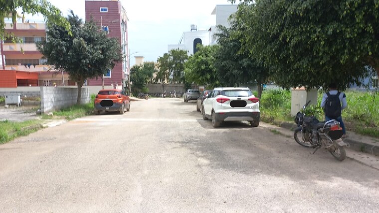  Parking, millennia-lakeview  2402 Sq.Ft. Plot In Sarjapur Bangalore 9674863