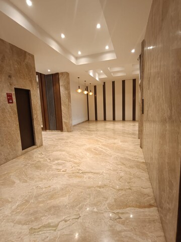 Room in 2 BHK Apartment at Jyoti Sukriti, Goregaon East – for Rent