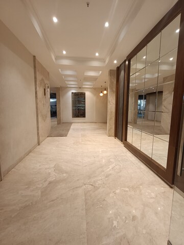 Room in 2 BHK Apartment at Jyoti Sukriti, Goregaon East – for Rent