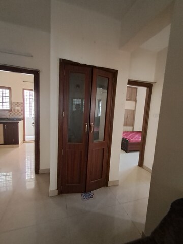 Furnished Amenities in 2 BHK Apartment at Koramangala – for Rent