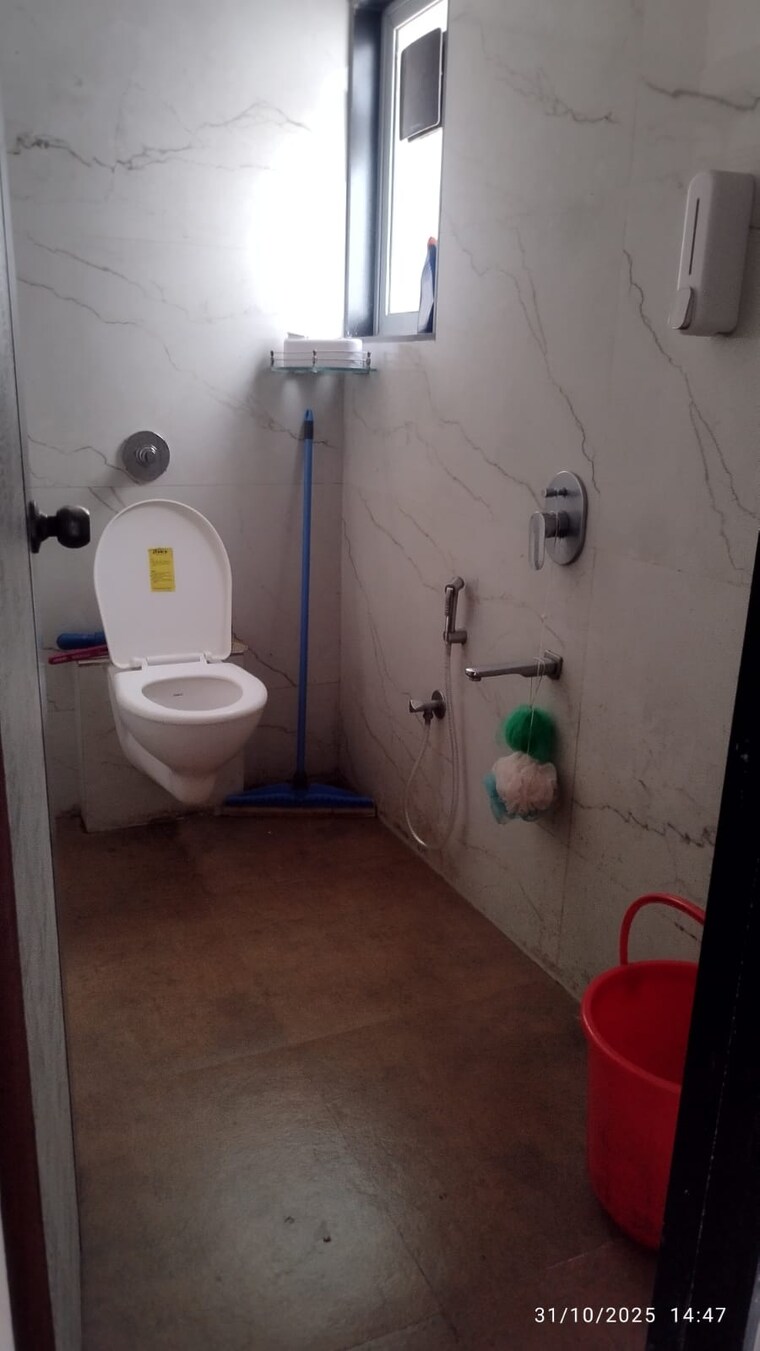 Bathroom, sandhya-eve-horizon 3 Bedroom 851 Sq.Ft. Apartment In Kandivali West Mumbai 9674901