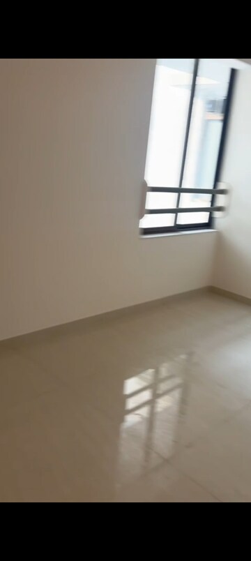 Room in 2 BHK Apartment at Lodha Eternis, Andheri East – for Rent