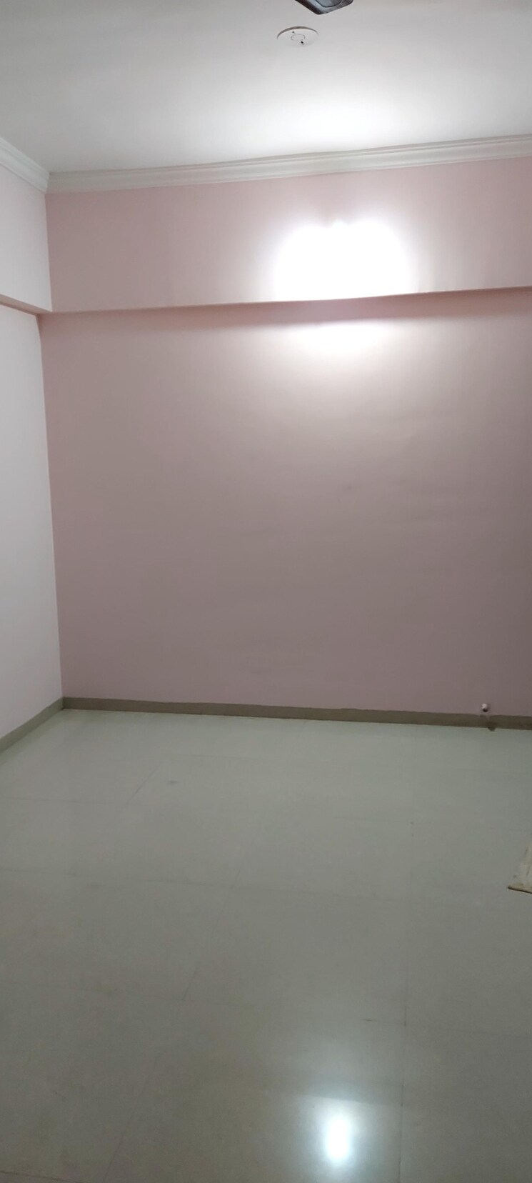 Room, shree-manibhadra-wakad-centre 2 Bedroom 985 Sq.Ft. Apartment In Wakad Pune 9674912