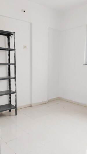 Room in 1 BHK Apartment at Kharadi – for Rent