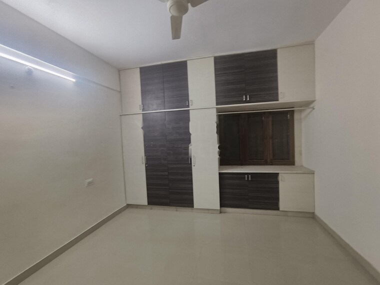 Room, standalone-building-miyapur 3 Bedroom 1838 Sq.Ft. Apartment In Miyapur Hyderabad 9675036