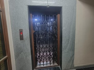 Furnished Amenities in 3 BHK Apartment at Standalone Building Miyapur, Miyapur – for Rent