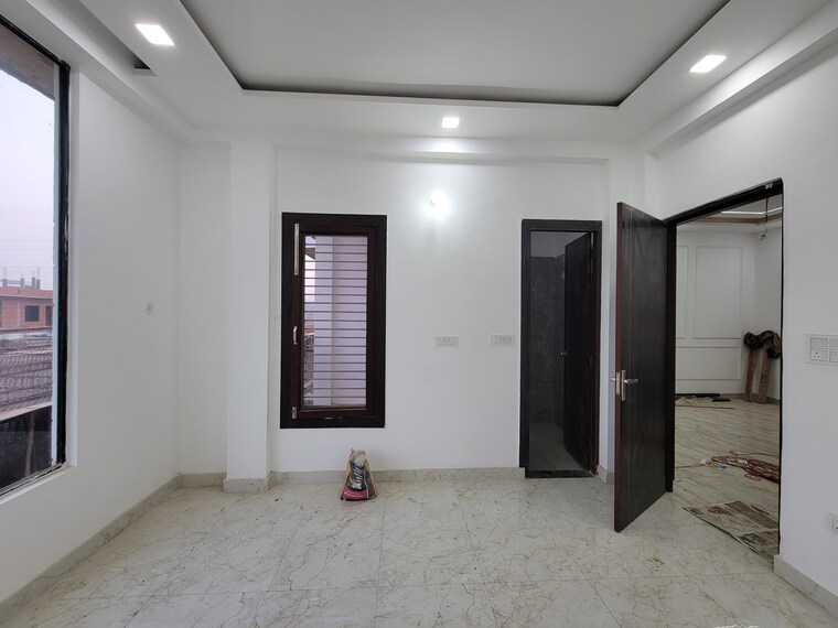 Room, bisrakh jalalpur 2 Bedroom 1010 Sq.Ft. Builder Floor In Bisrakh Jalalpur Greater Noida 9675048