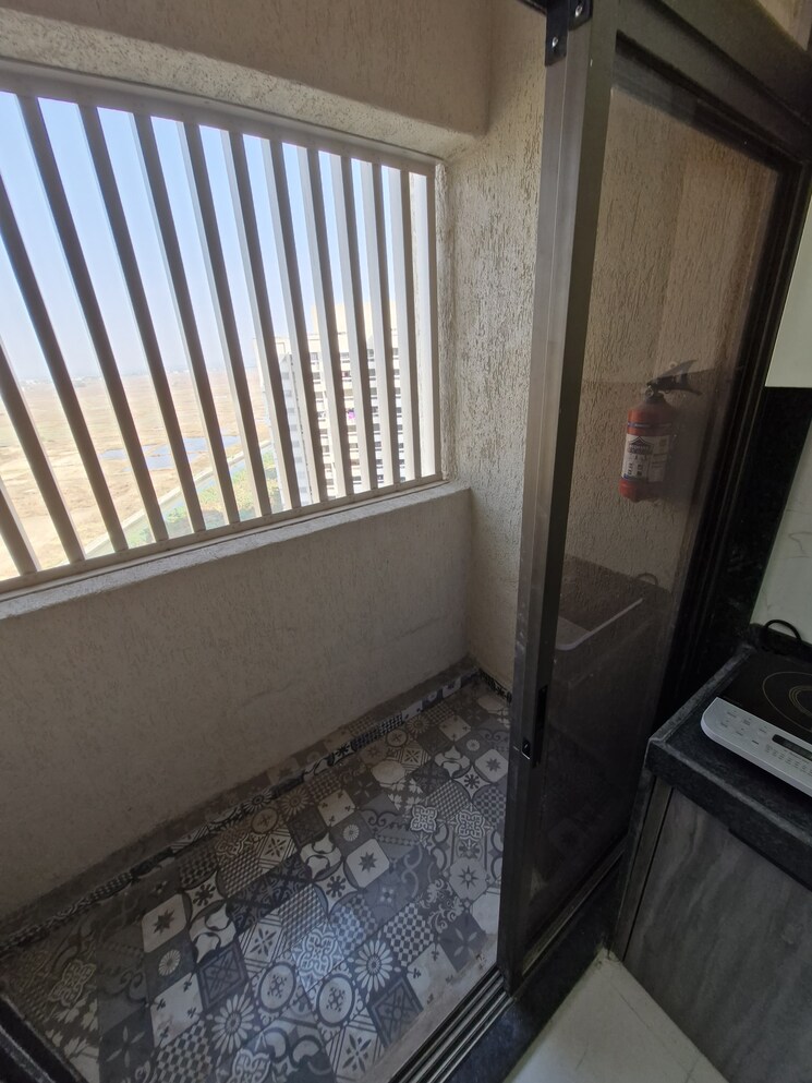 Balcony, evershine-amavi-303-phase-1 2 Bedroom 612 Sq.Ft. Apartment In Virar East Palghar 9675095