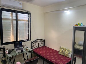  Pg For Rent in Parel