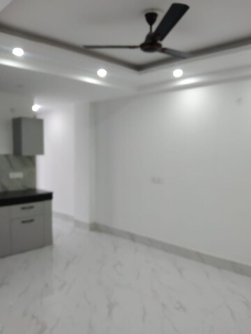 Room in 1.5 BHK Apartment at Saket – for Rent