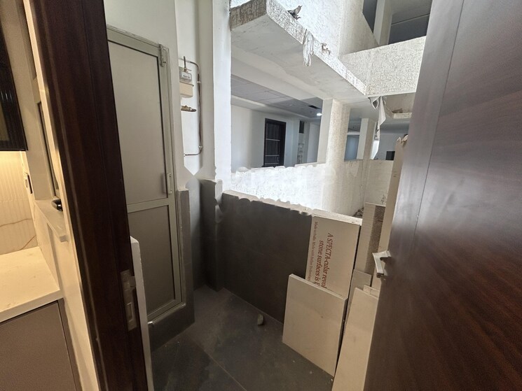Bathroom, hallmark-treasor 3 Bedroom 2540 Sq.Ft. Apartment In Narsingi Hyderabad 9675198