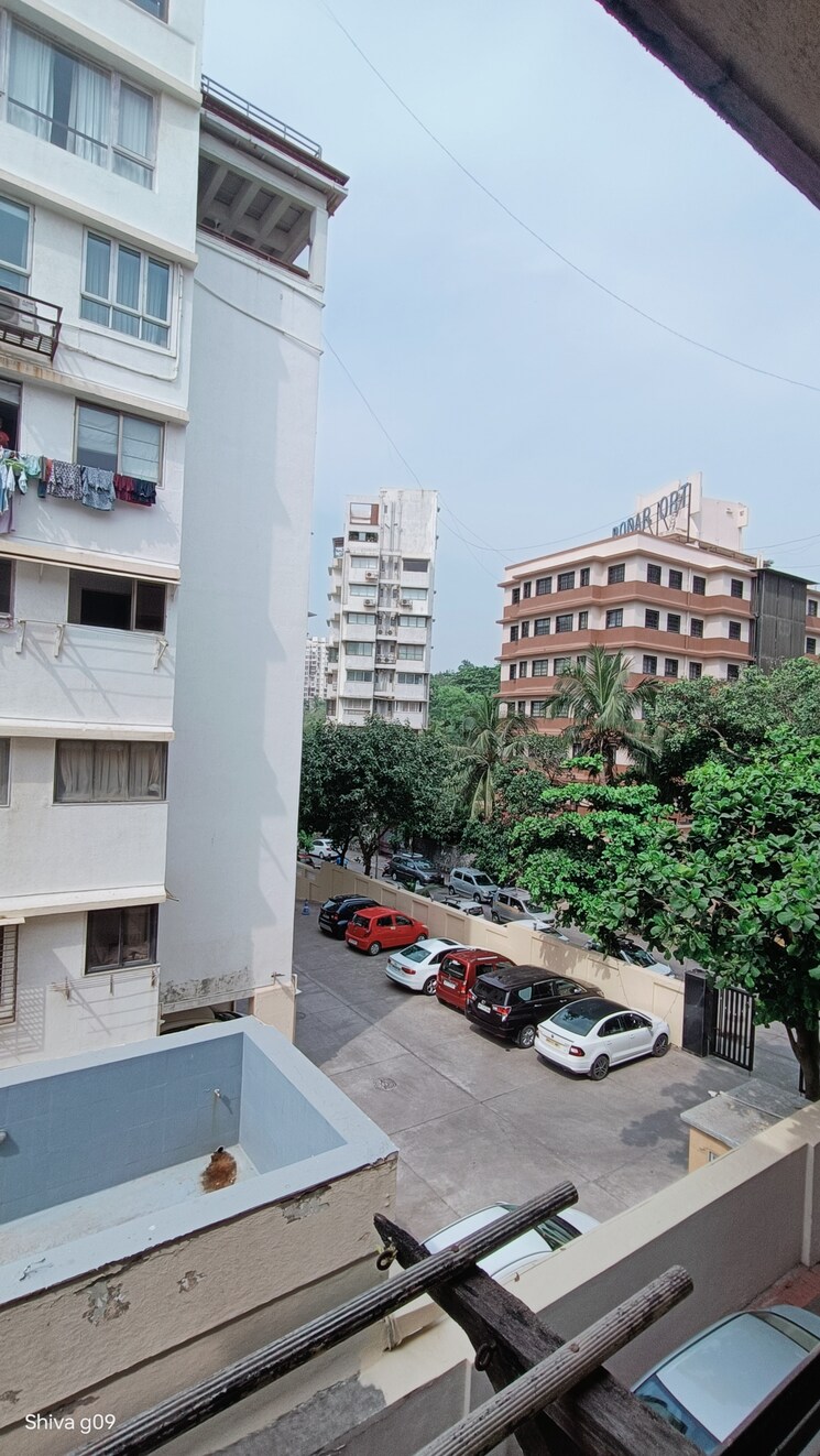 Exterior View, worli Pg For Boys In Worli 9675229