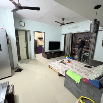 Team Area in 2 BHK Apartment at Kamothe Sector 36 – for Sale