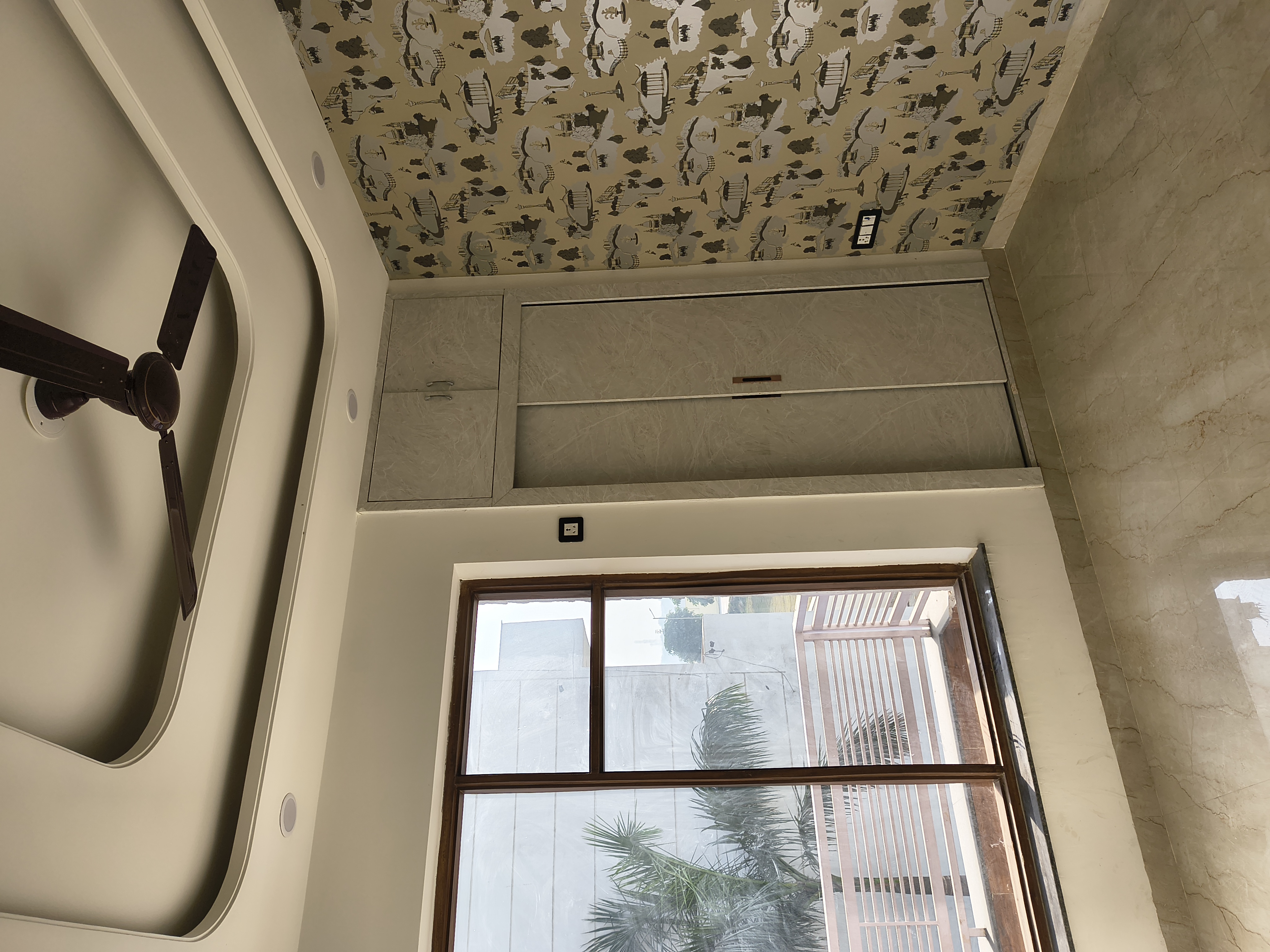 3 BHK 1200 Sq.Ft. Builder Floor in Amolik Aster Woods