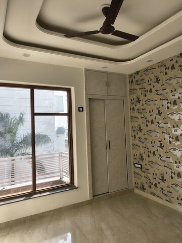 3 BHK Builder Floor For Sale in Amolik Aster Woods, Sector 98