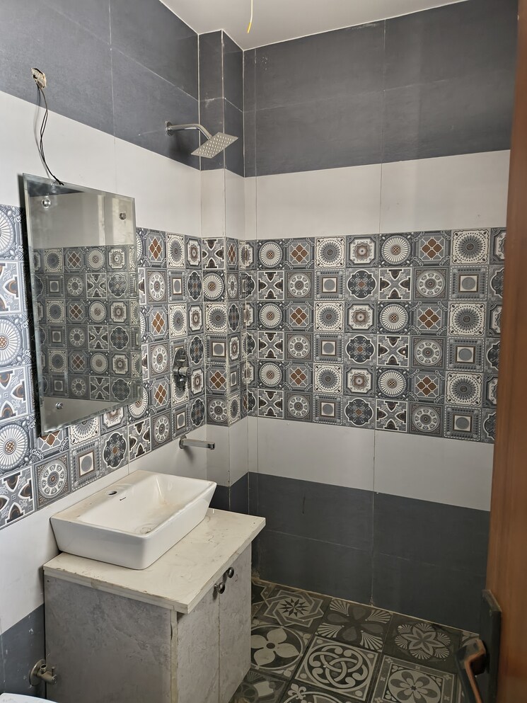 Balcony, amolik-aster-woods 3 Bedroom 1200 Sq.Ft. Builder Floor In Sector 98 Faridabad 9675250