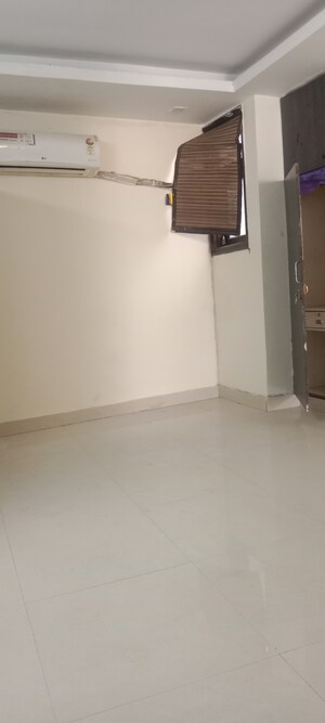 3 BHK Builder Floor For Rent in Saket