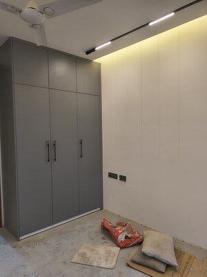 Furnished Amenities in 3 BHK Builder Floor at Parklands, Sector 85 – for Sale