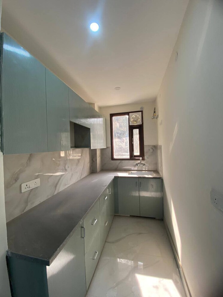 Kitchen, chattarpur 2 Bedroom 1000 Sq.Ft. Apartment In Chattarpur Delhi 9675303