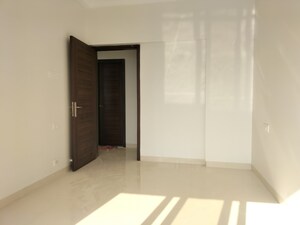 Room in 2 BHK Apartment at K Raheja Raheja Residency, Malad East – for Sale