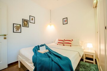 Bedroom in 1 BHK Apartment at Siolim – for Rent