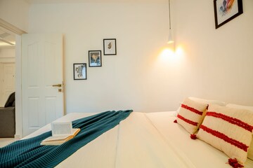 Furnished Amenities in 1 BHK Apartment at Siolim – for Rent