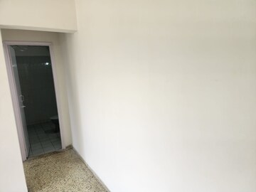 Room in 1 BHK Apartment at Clover Dale, Koregaon Park – for Rent