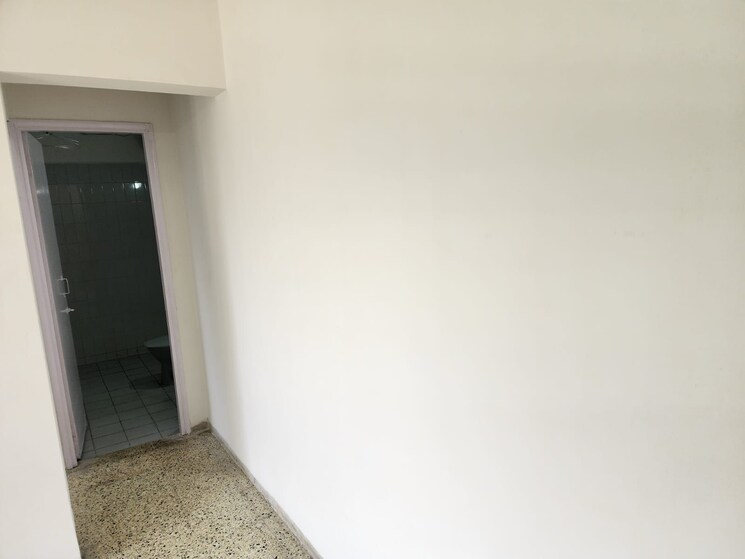 Room, clover-dale 1 Bedroom 550 Sq.Ft. Apartment In Koregaon Park Pune 9675313
