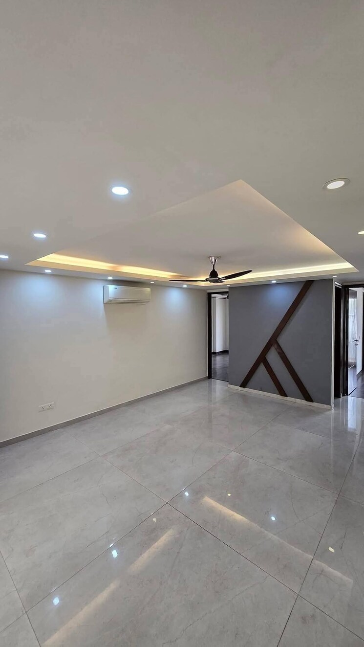 Room, saket 3.5 Bedroom 1700 Sq.Ft. Apartment In Saket Delhi 9675321