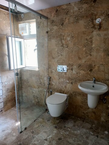 Bathroom in 3 BHK Apartment at Honer Aquantis, Gopanpally – for Rent