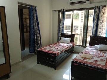 Room in  Pg at Gokuldham Colony – for Rent