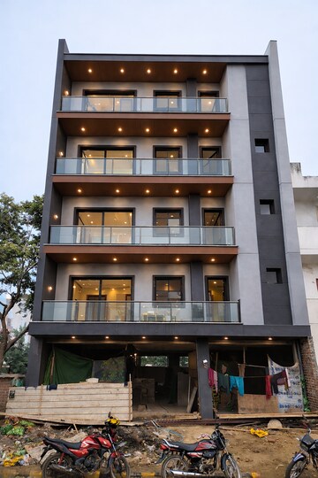 4 BHK Builder Floor For Sale in Parklands, Sector 85