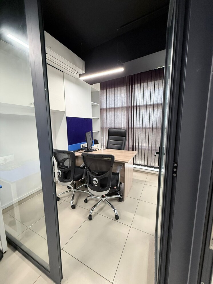 Kitchen, hn-safal-mondeal-square Commercial Office Space 1124 Sq.Ft. In Prahlad Nagar Ahmedabad 9675322