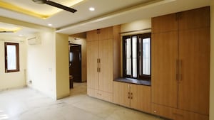 Room in 3 BHK Apartment at Urbtech Hilston, Sector 79 – for Rent